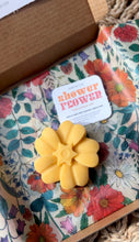 Load image into Gallery viewer, Shower Flower (Citrus & Blossom scent)