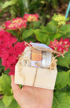 Load image into Gallery viewer, Mother’s Day Box
