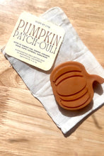 Load image into Gallery viewer, Pumpkin Patch-ouli Bar

