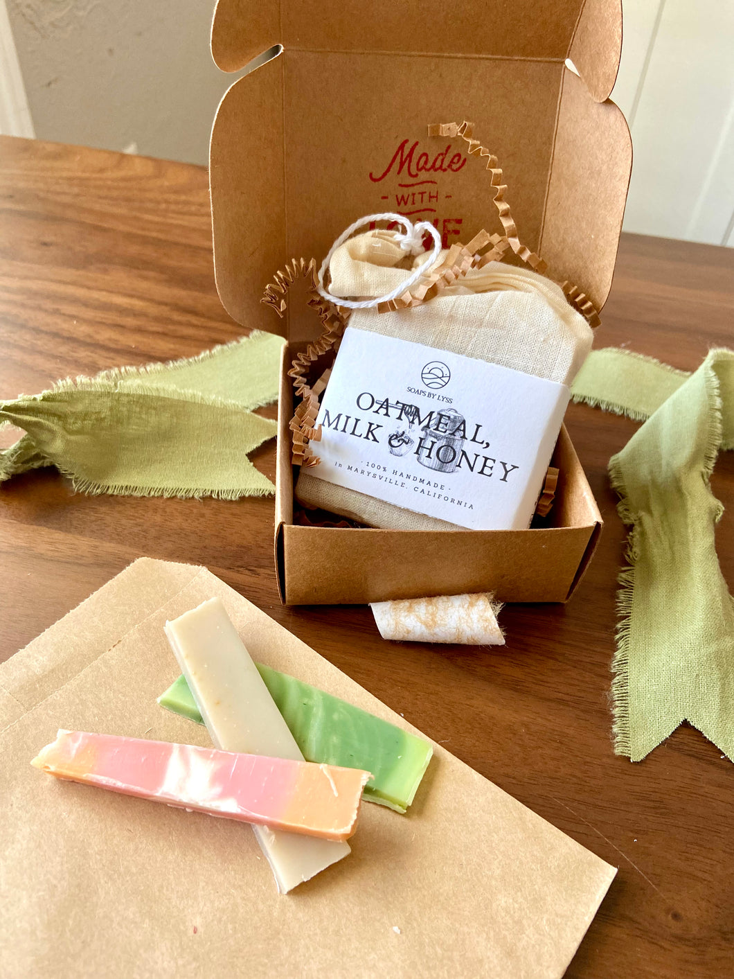 Gift-Wrapped Bar with Samples